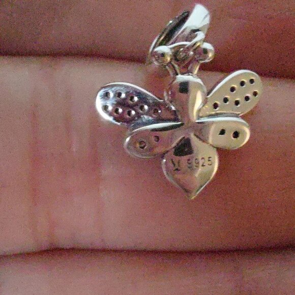925 Sterling Silver Bee Charm - Picture 5 of 7